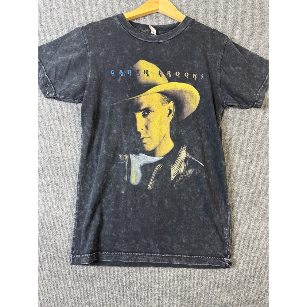 Vintage Garth Brooks Zuni T Shirt Men Small Black Acid Wash Country Music Tee